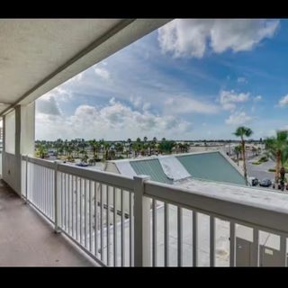 Hallway view thumbnail