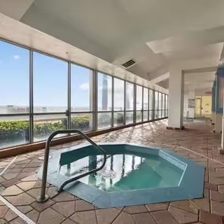 Hot tub thumbnail