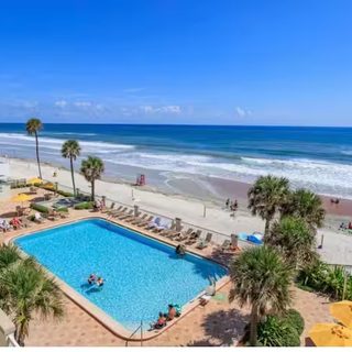 Pool aerial thumbnail